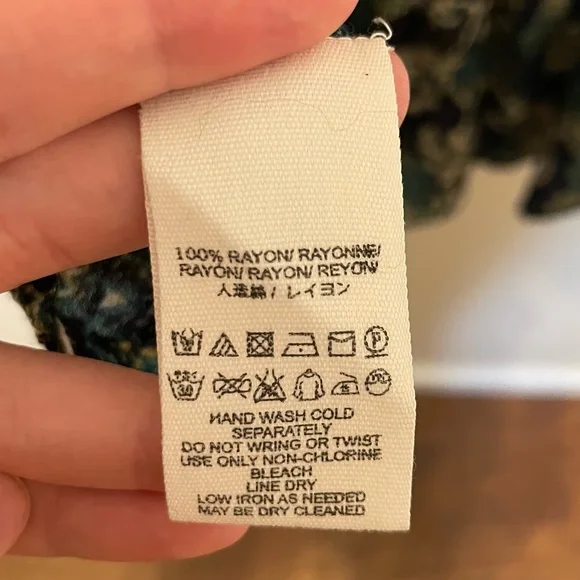 Free People Lady Luck Printed Tunic Blouse Size Medium Open Back Buttons Flare - Picture 10 of 13